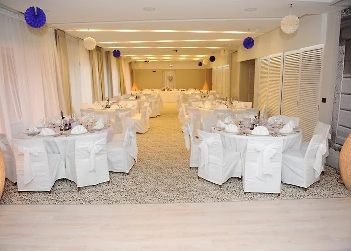 Osejava 4* ماكارسكا