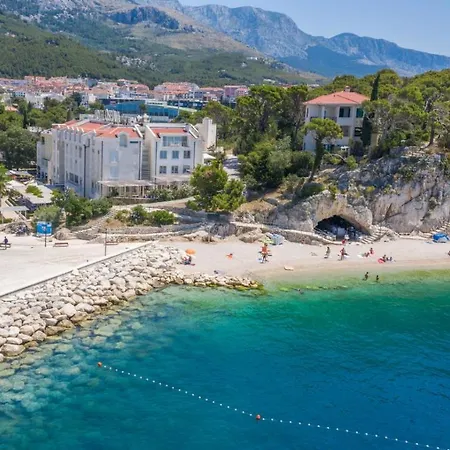 Hotel Osejava 4*