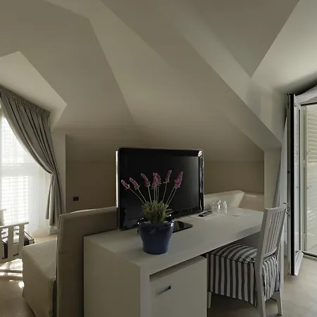 Otel Osejava Makarska