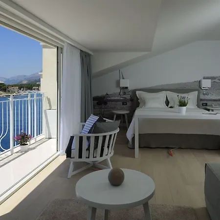 Osejava 4* Makarska
