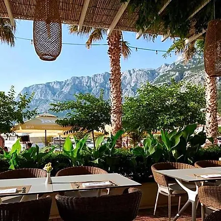 Osejava Μακάρσκα