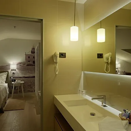 Osejava Hotel 4*