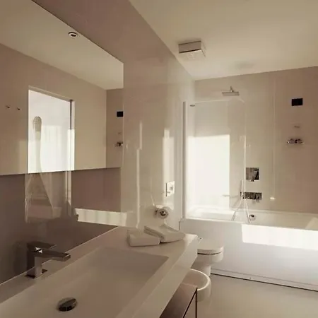 Osejava Hotel 4*