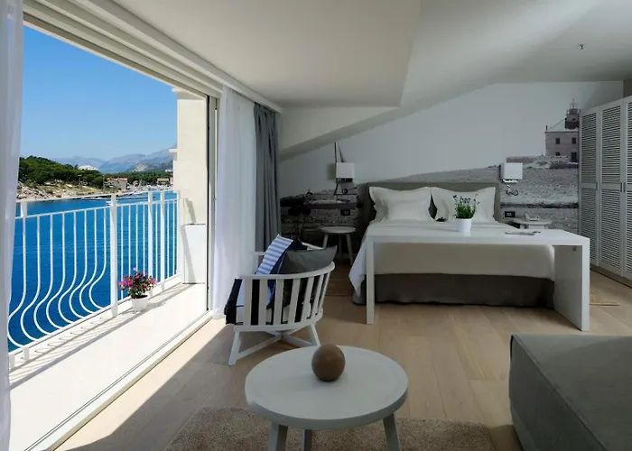 오세야바 4* 마카르스카