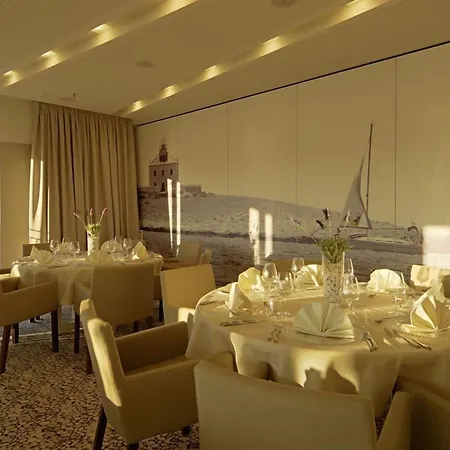 Osejava 4* ماكارسكا